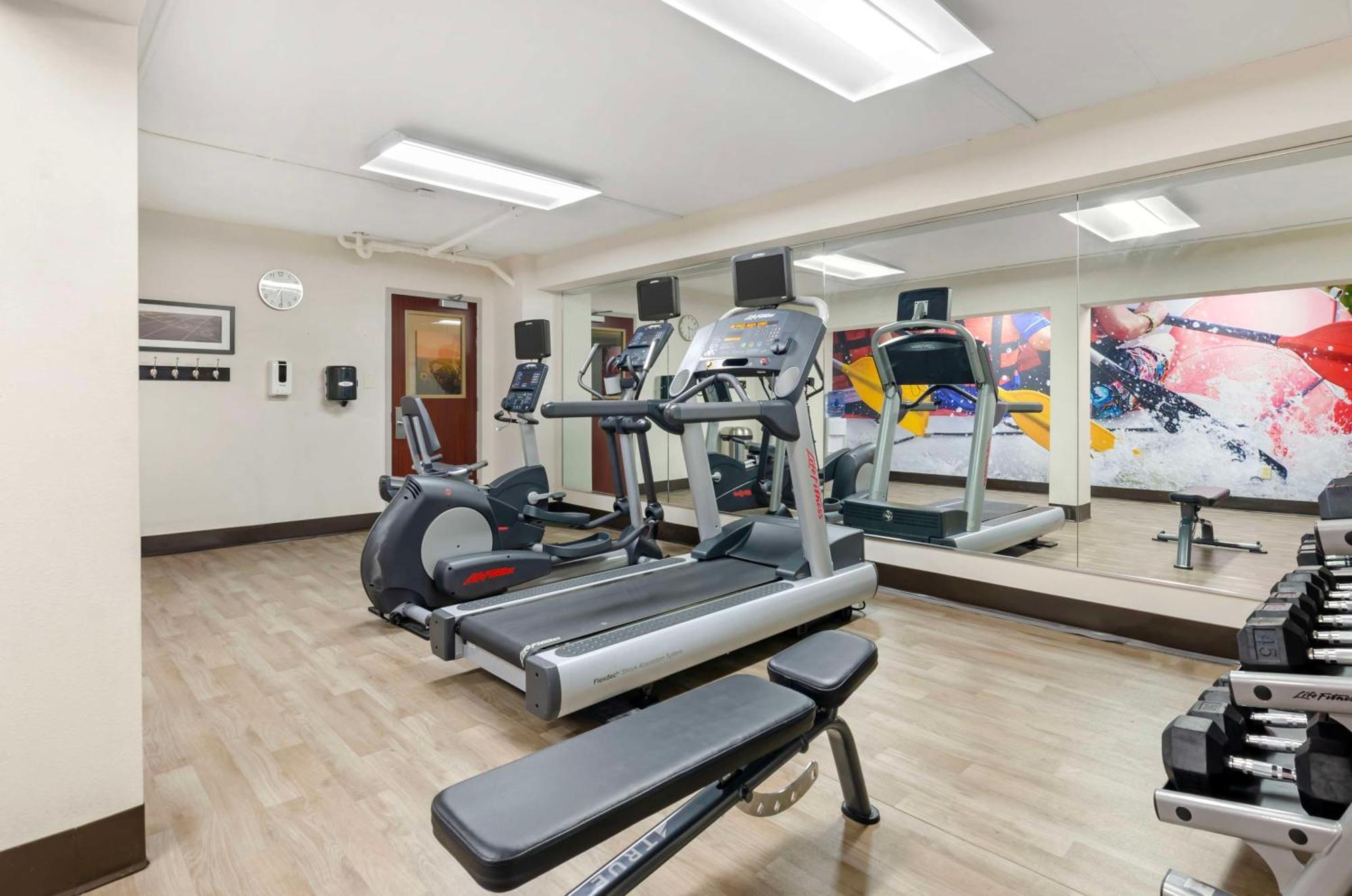 Best Western Plus Beckley Inn Bagian luar foto