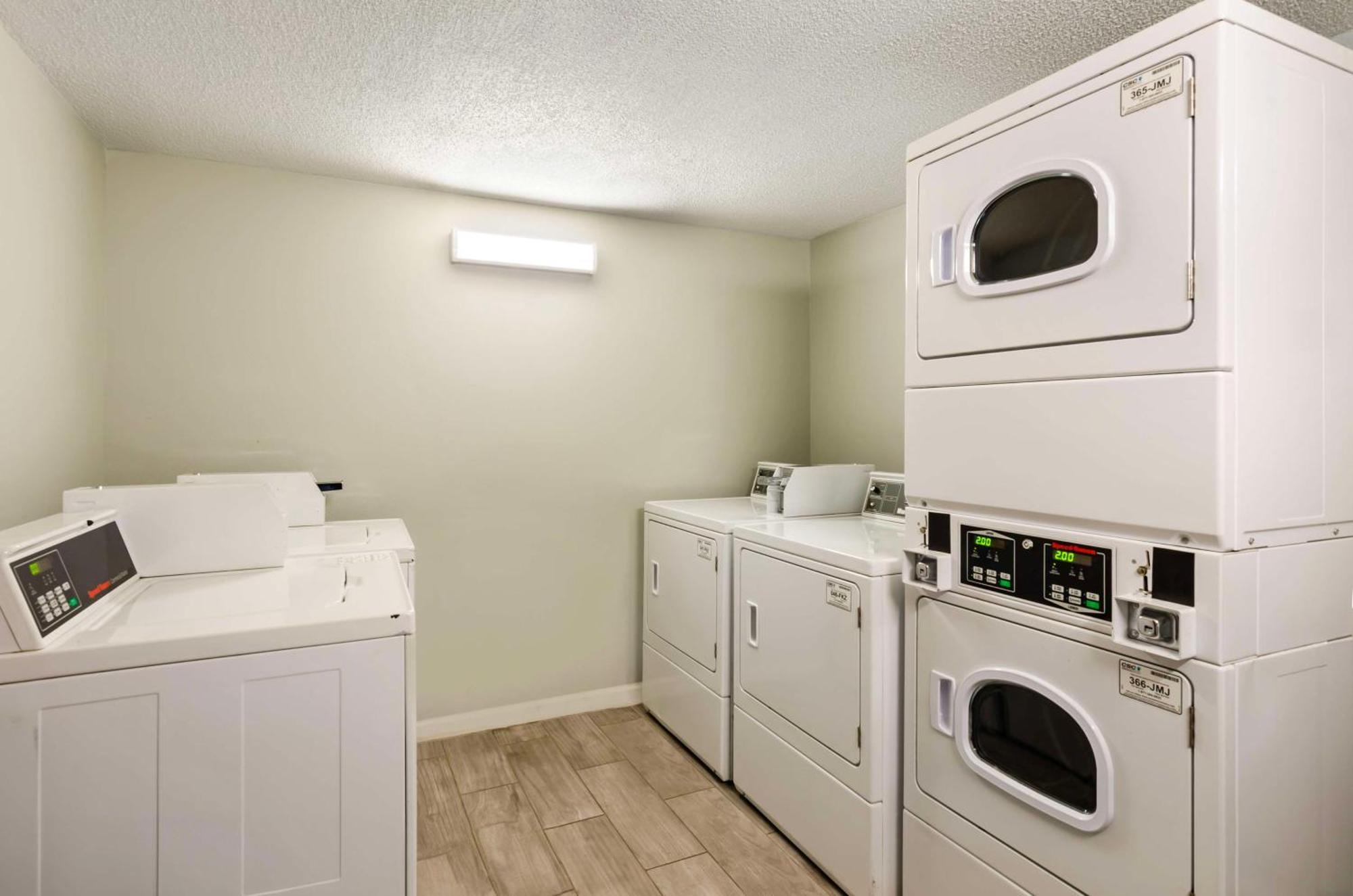 Best Western Plus Beckley Inn Bagian luar foto