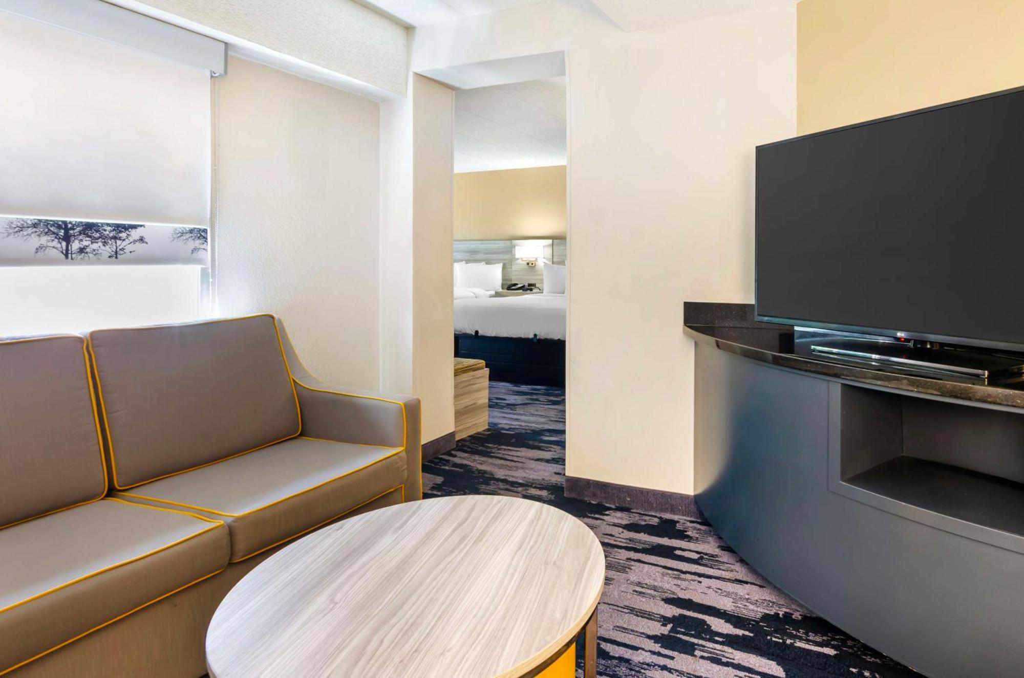 Best Western Plus Beckley Inn Bagian luar foto