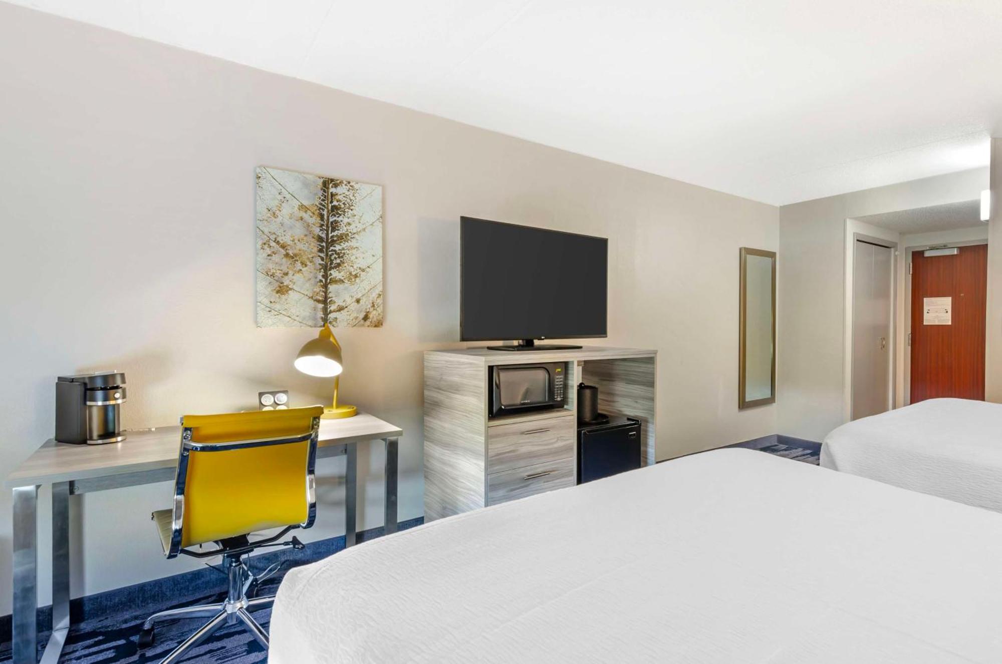 Best Western Plus Beckley Inn Bagian luar foto