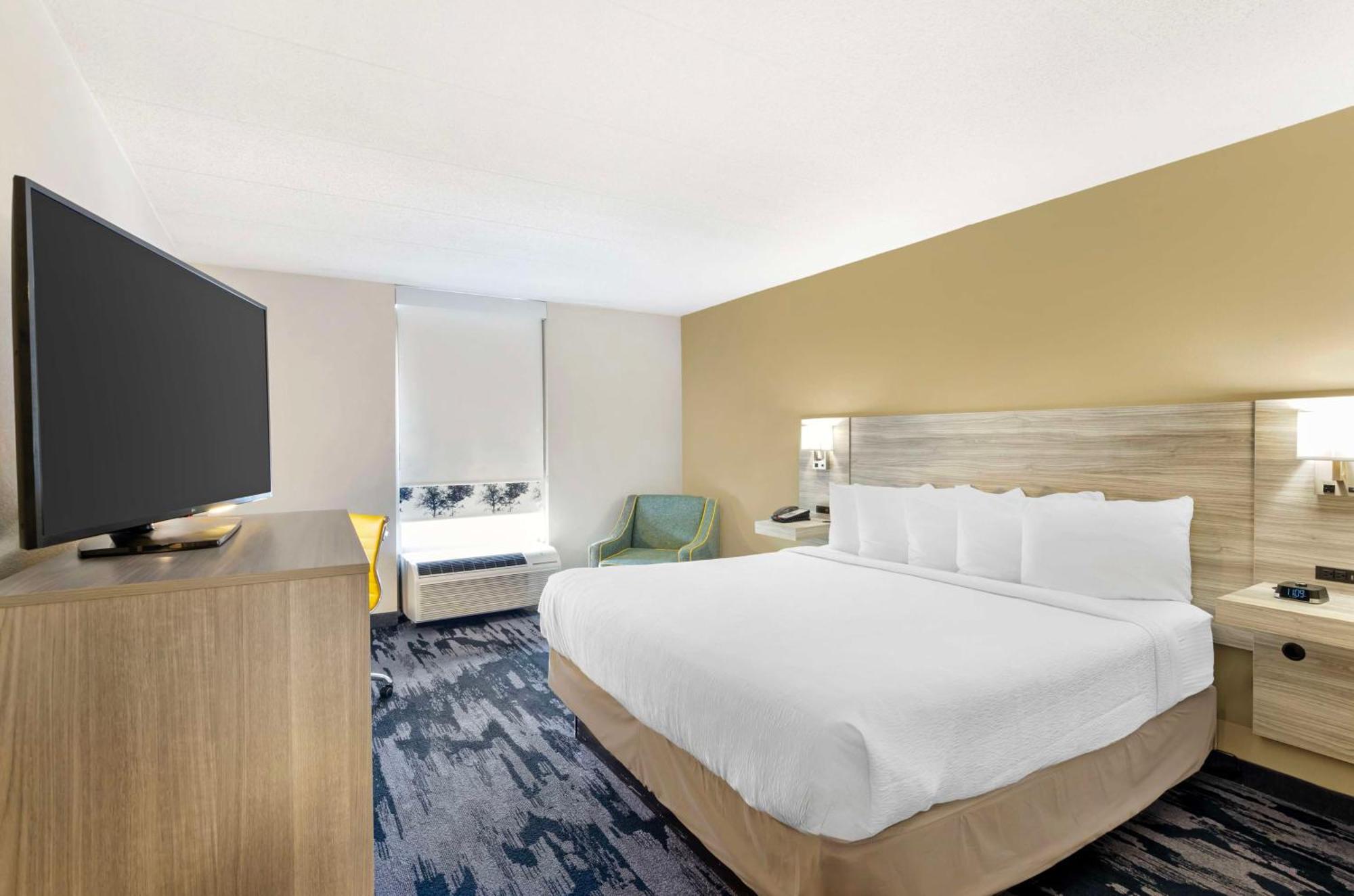 Best Western Plus Beckley Inn Bagian luar foto
