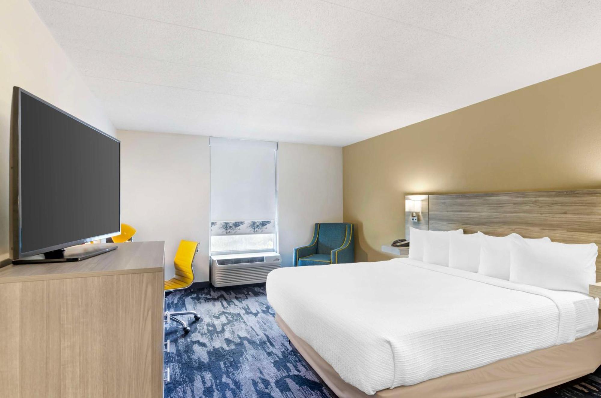 Best Western Plus Beckley Inn Bagian luar foto