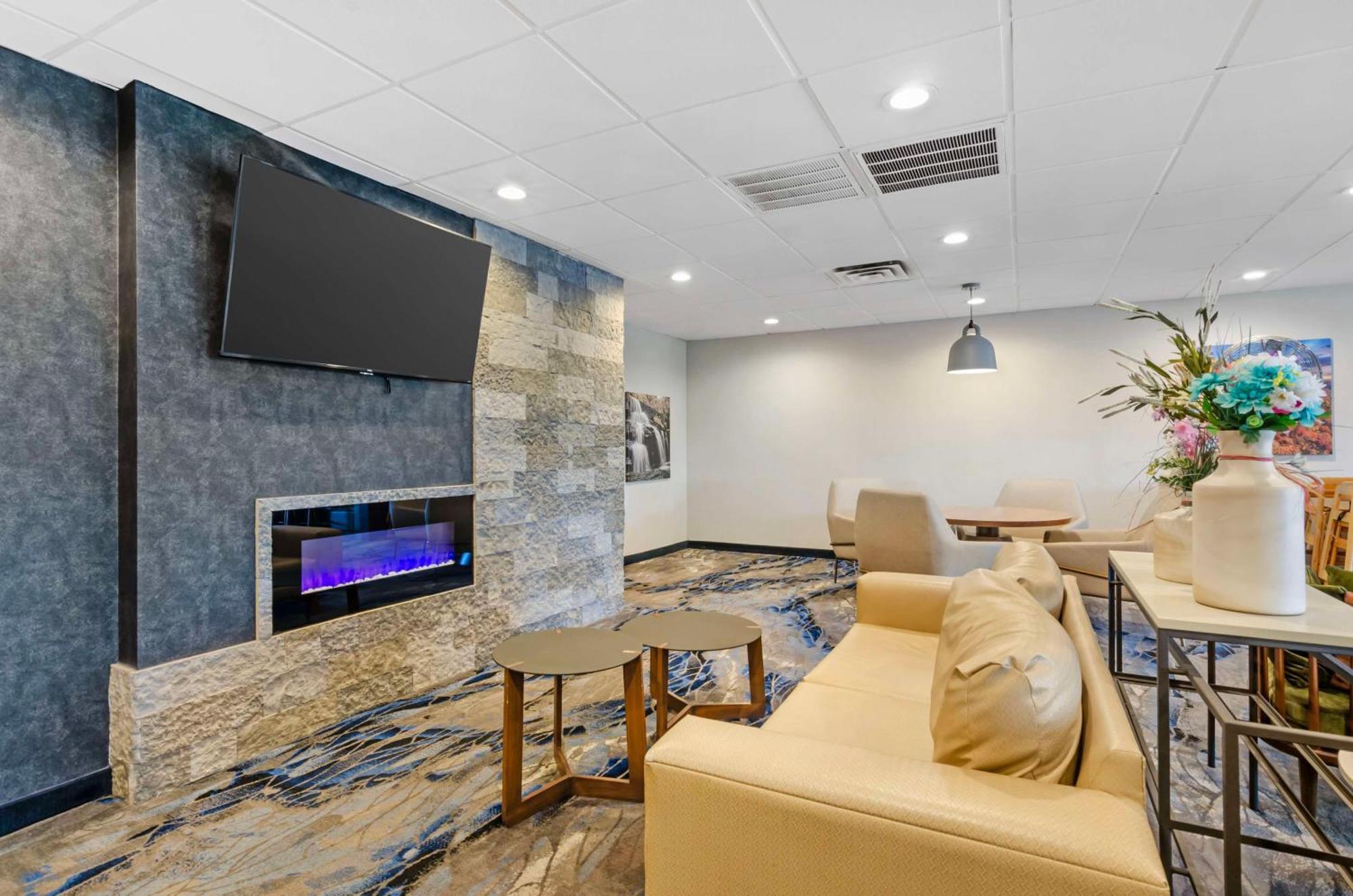 Best Western Plus Beckley Inn Bagian luar foto
